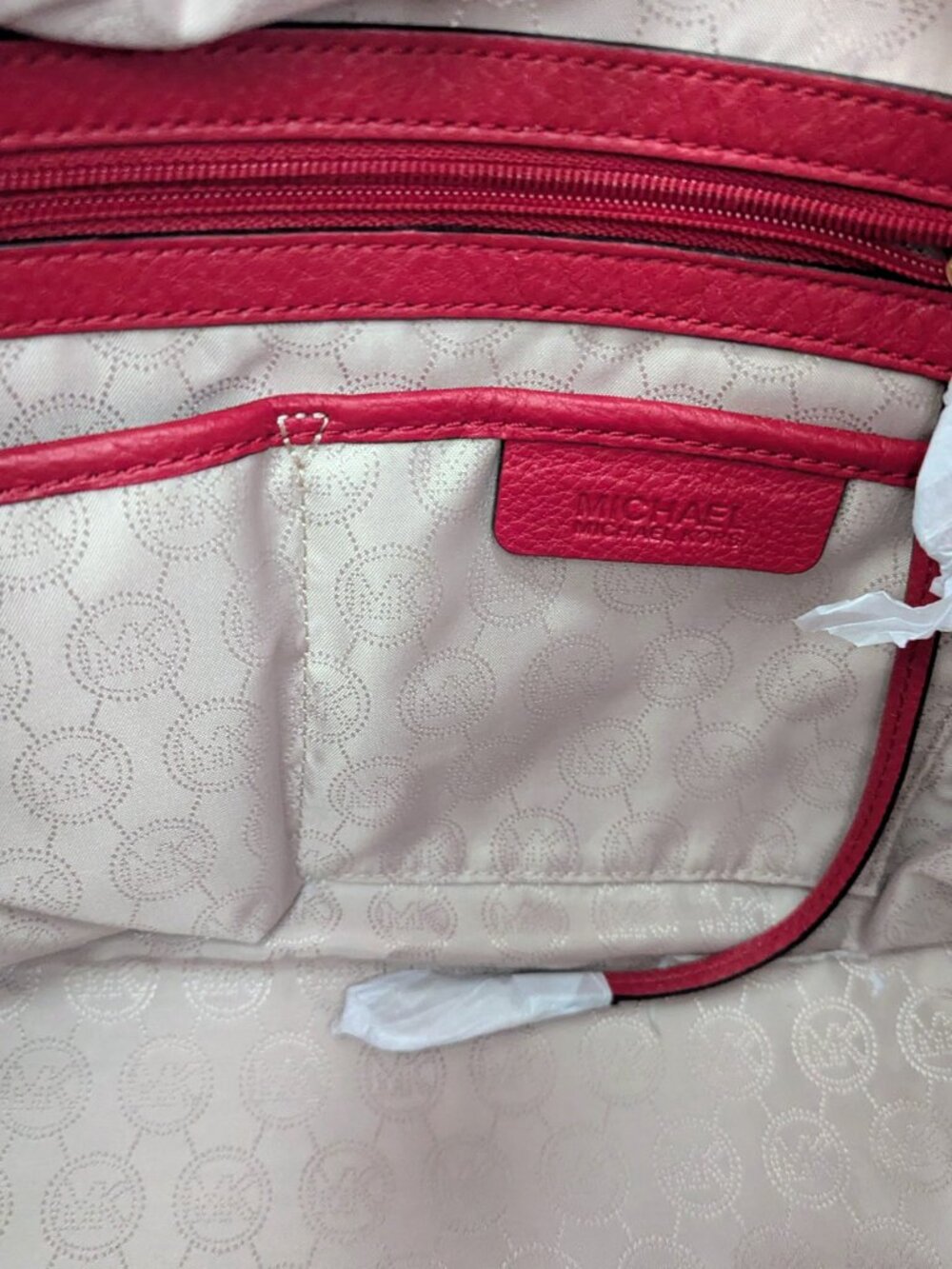Michael Kors Jules Large Colorblock Leather Drawstring Bucket Bag – Red/Black - Picture 7 of 10